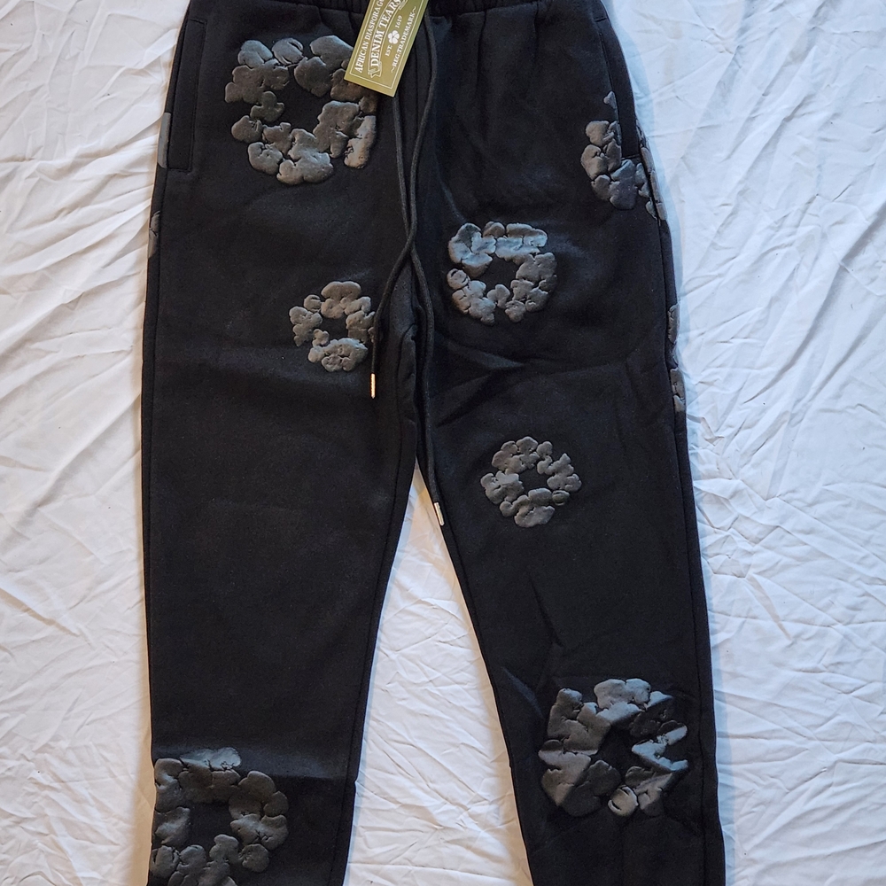 Black Denim Tears Joggers with Gray Floral Design Brand New With Tags Size L